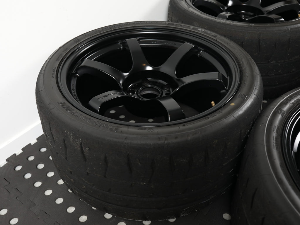 Rays 57DR 18x10.5j +22