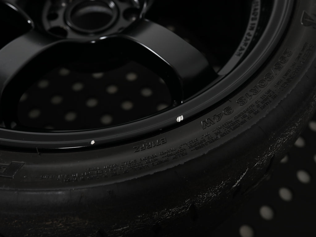 Rays 57DR 18x10.5j +22