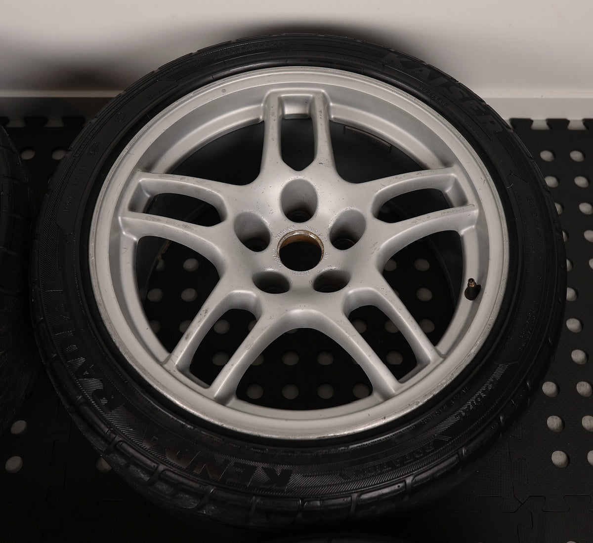 R33 GTR Wheels