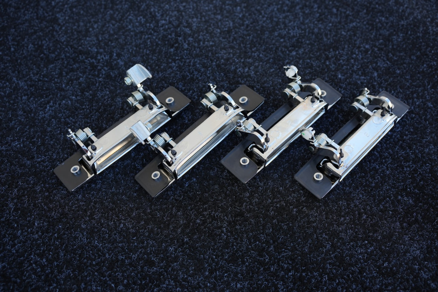Landcruiser 60 series door handle set genuine *NEW