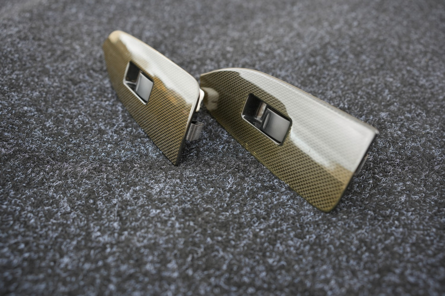 JZX100 Tourer V rear carbon window switches